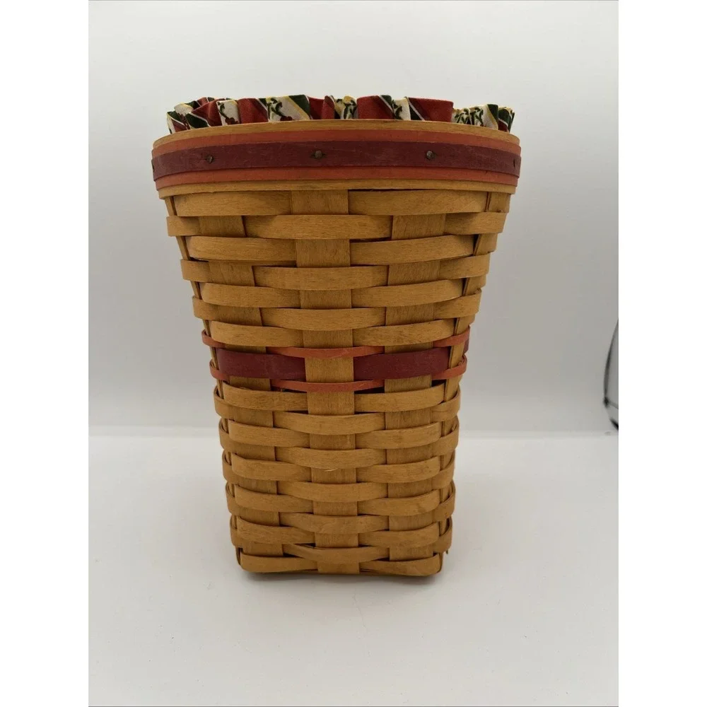 Longaberger celebrate springtime